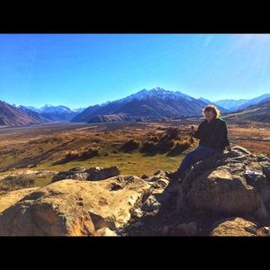 Meet your Posher, Emily